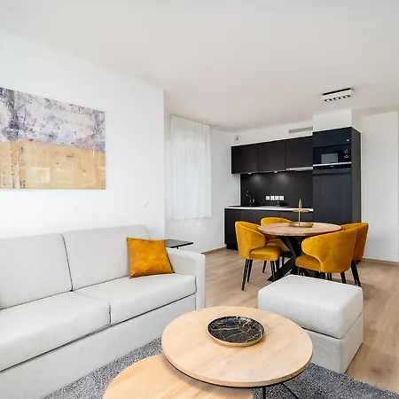 Aparthotel Evancy 3*